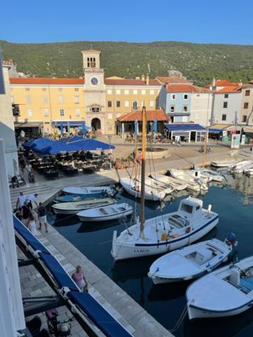 Apartment Concetta Cres Εξωτερικό φωτογραφία
