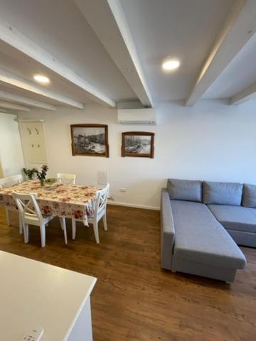Apartment Concetta Cres Εξωτερικό φωτογραφία